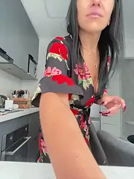 CuteNata online show from October 3, 2025, 11:34 am