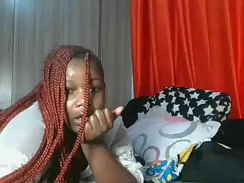 Snapshot of freaky_juicy chatting on May 5, 2026, 4:37 am freaky juicy online show from May 5, 2026, 4:37 am
