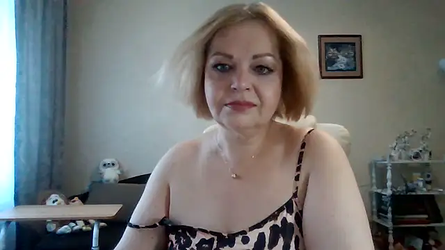 SofiyaPetrova online show from June 30, 2026, 5:02 pm