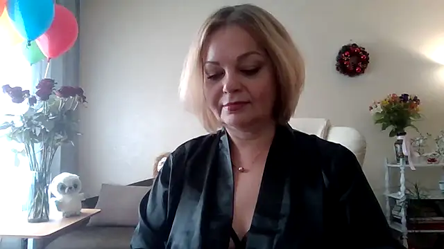 SofiyaPetrova online show from April 20, 2026, 1:35 pm