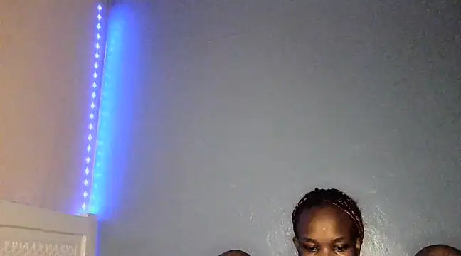 Snapshot of cyberbunnie chatting on March 4, 2025, 11:29 am cyberbunnie online show from March 4, 2025, 11:29 am