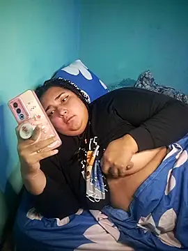 Snapshot of BURNINGROSEBBW22 chatting on March 31, 2026, 6:15 am BURNINGROSEBBW22 online show from March 31, 2026, 6:15 am