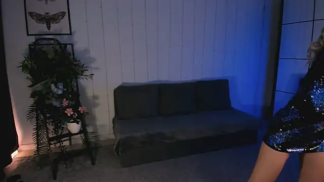 Love Lines online show from March 1, 2025, 11:37 pm