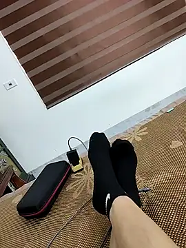 Chan-chan01 online show from November 5, 2025, 3:42 am