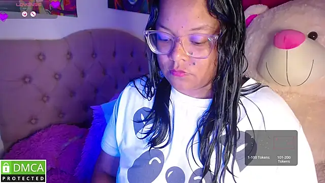 Snapshot of KittyHot20 chatting on November 23, 2025, 1:04 am KittyHot20 online show from November 23, 2025, 1:04 am