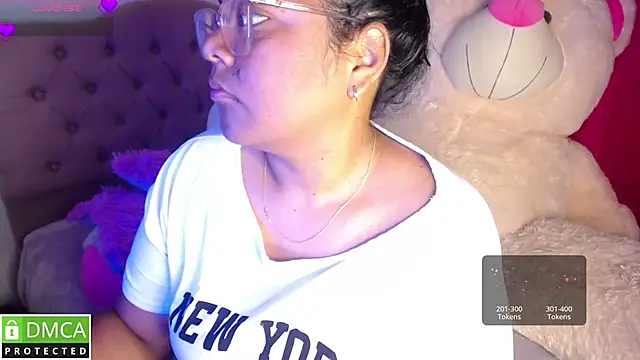 Snapshot of KittyHot20 chatting on September 11, 2025, 4:07 pm KittyHot20 online show from September 11, 2025, 4:07 pm