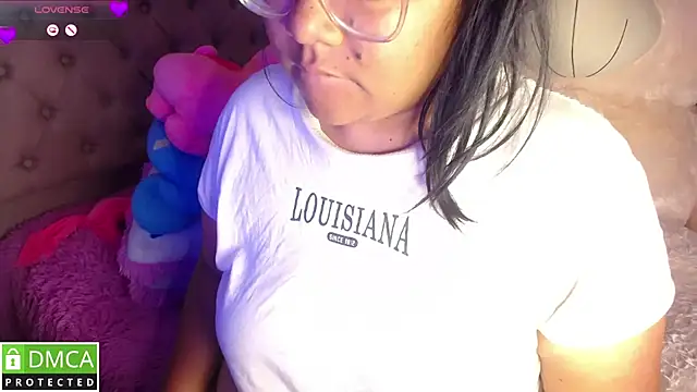 Snapshot of KittyHot20 chatting on December 1, 2025, 7:20 am KittyHot20 online show from December 1, 2025, 7:20 am