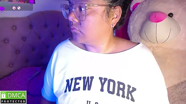 Snapshot of KittyHot20 chatting on November 20, 2025, 9:21 am KittyHot20 online show from November 20, 2025, 9:21 am