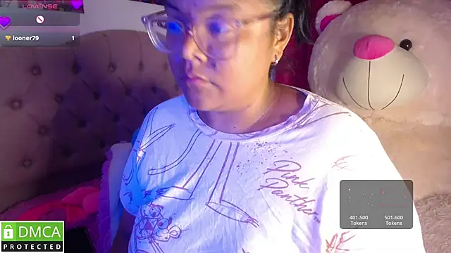 Snapshot of KittyHot20 chatting on December 5, 2025, 9:23 pm KittyHot20 online show from December 5, 2025, 9:23 pm