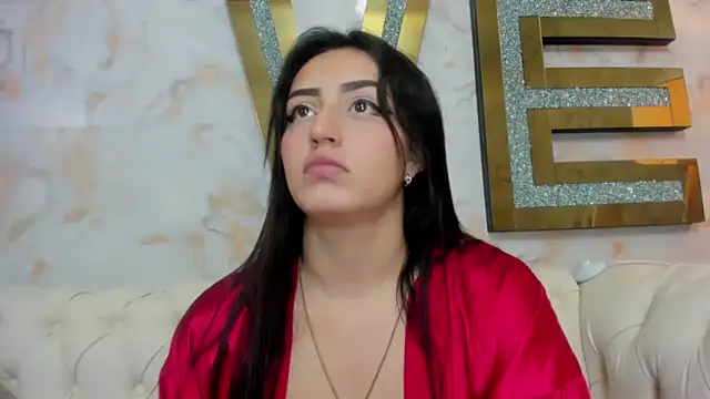 Snapshot of Lesly_sexy4u chatting on January 7, 2026, 3:22 am Lesly sexy4u online show from January 7, 2026, 3:22 am