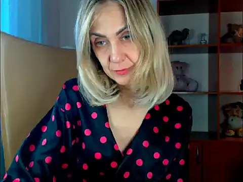 Tanya6547 online show from October 20, 2025, 8:04 am