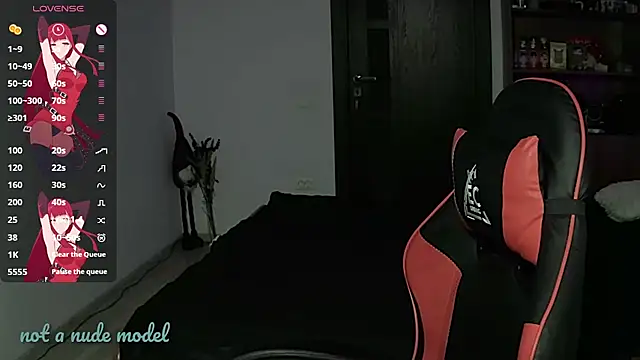 Snapshot of Miya_Dream_UKR chatting on February 9, 2026, 8:40 pm Miya Dream UKR online show from February 9, 2026, 8:40 pm