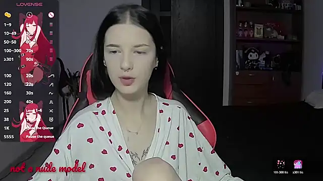 Snapshot of Miya_Dream_UKR chatting on February 13, 2026, 10:43 pm Miya Dream UKR online show from February 13, 2026, 10:43 pm