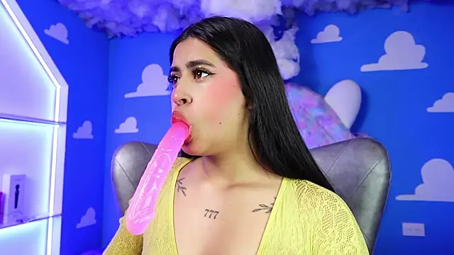 miss romyna online show from July 27, 2026, 11:06 am