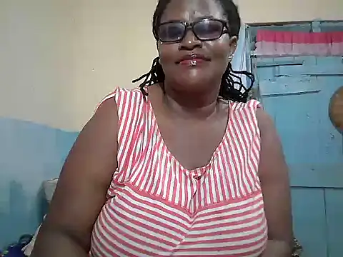 Snapshot of sexy_bigboobss chatting on February 22, 2026, 7:33 am sexy bigboobss online show from February 22, 2026, 7:33 am