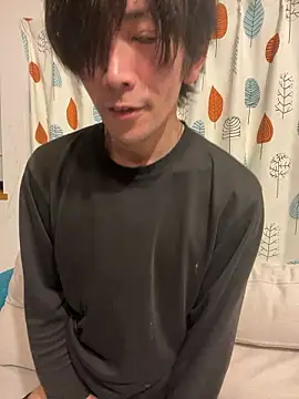 Snapshot of Katakuriko-Denpun chatting on February 11, 2026, 1:33 pm Katakuriko-Denpun online show from February 11, 2026, 1:33 pm