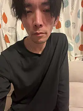 Snapshot of Katakuriko-Denpun chatting on January 11, 2026, 1:29 pm Katakuriko-Denpun online show from January 11, 2026, 1:29 pm