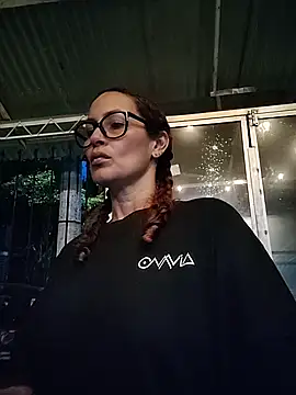 Snapshot of SelenaHouston chatting on February 11, 2026, 11:37 pm SelenaHouston online show from February 11, 2026, 11:37 pm