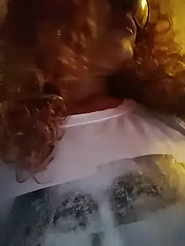 Snapshot of SelenaHouston chatting on March 1, 2026, 2:11 am SelenaHouston online show from March 1, 2026, 2:11 am