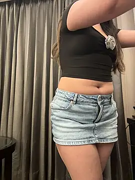 jAsMinE678 online show from July 16, 2026, 10:07 pm