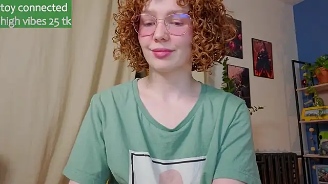 Snapshot of _lightmyfire chatting on March 22, 2025, 5:20 pm  lightmyfire online show from March 22, 2025, 5:20 pm