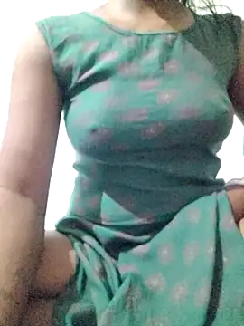 rituporna2004 online show from November 16, 2025, 1:16 pm