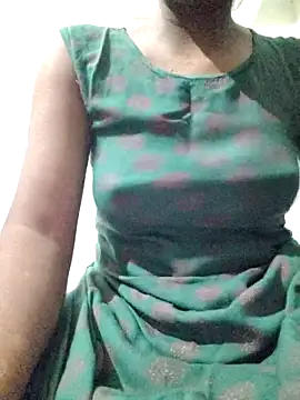 rituporna2004 online show from January 7, 2026, 2:38 am