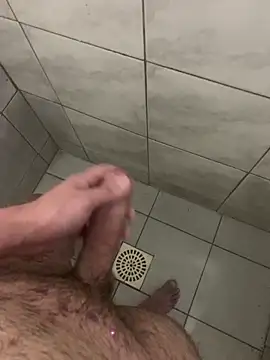 jhnn  online show from September 27, 2025, 1:23 am