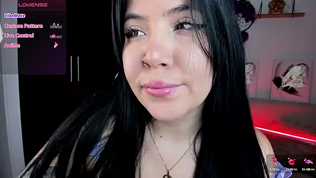 Snapshot of AilynRed chatting on September 24, 2025, 1:13 am AilynRed online show from September 24, 2025, 1:13 am