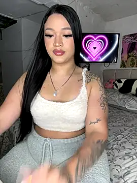 Snapshot of GemaGranadoss chatting on October 10, 2025, 11:16 pm GemaGranadoss online show from October 10, 2025, 11:16 pm