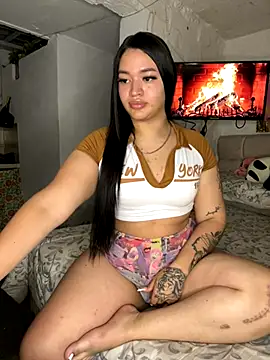 Snapshot of GemaGranadoss chatting on November 1, 2025, 4:30 am GemaGranadoss online show from November 1, 2025, 4:30 am