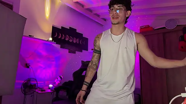 Kisan Smith online show from March 19, 2026, 5:51 am