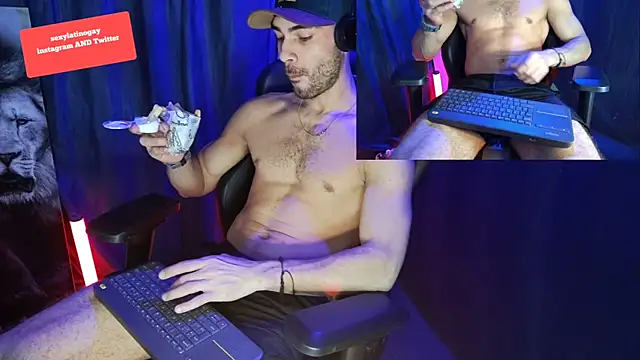 Snapshot of sexyboycolombi4 chatting on February 14, 2025, 3:33 am sexyboycolombi4 online show from February 14, 2025, 3:33 am