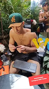 Snapshot of sexyboycolombi4 chatting on February 15, 2025, 4:45 pm sexyboycolombi4 online show from February 15, 2025, 4:45 pm