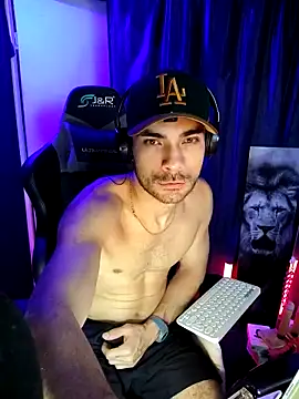 Snapshot of sexyboycolombi4 chatting on March 4, 2025, 5:21 am sexyboycolombi4 online show from March 4, 2025, 5:21 am