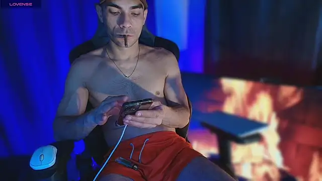 sexyboycolombi4 online show from July 11, 2026, 3:34 pm