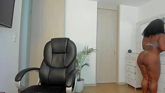 charlotte tiller online show from April 11, 2026, 1:02 am