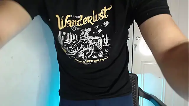 Snapshot of Plug_Control chatting on October 10, 2025, 3:35 pm Plug Control online show from October 10, 2025, 3:35 pm