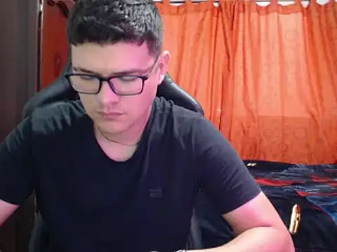 Snapshot of Plug_Control chatting on March 11, 2025, 3:12 pm Plug Control online show from March 11, 2025, 3:12 pm