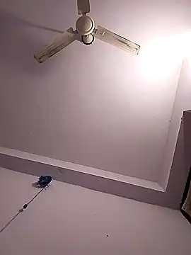 HangdogBeggary online show from February 12, 2025, 5:58 pm