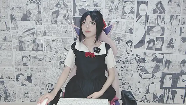 Miahparker online show from October 22, 2025, 6:24 am