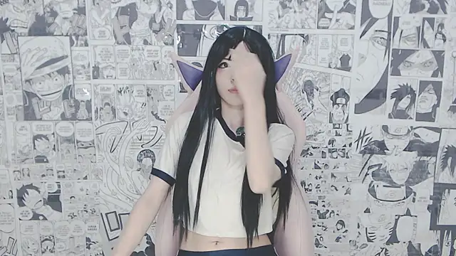 Miahparker online show from November 13, 2025, 7:01 am