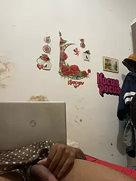 PAUBRASILEIRORJ online show from February 25, 2025, 2:58 pm