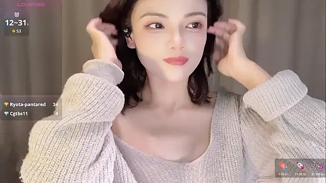 --xixi-- online show from December 21, 2025, 4:30 pm