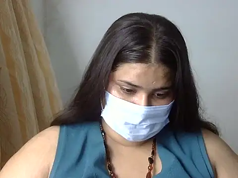 cutelady65 online show from June 8, 2026, 5:46 pm