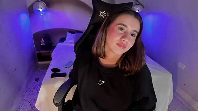 Snapshot of LanaHerondale chatting on March 10, 2025, 9:01 am LanaHerondale online show from March 10, 2025, 9:01 am