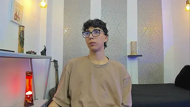 Snapshot of Nikolay_Gregori chatting on September 18, 2025, 4:15 am Nikolay Gregori online show from September 18, 2025, 4:15 am