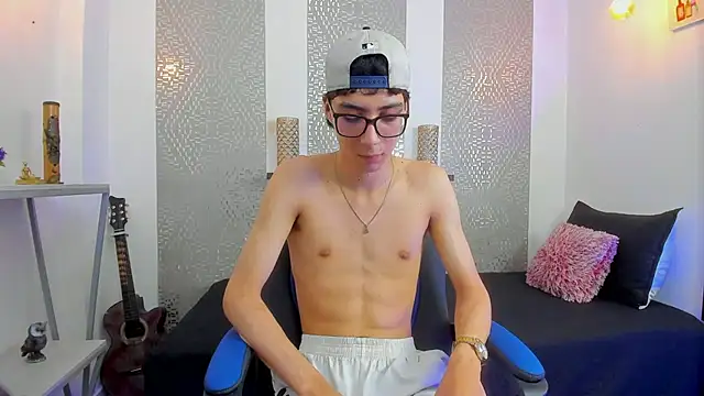 Snapshot of Nikolay_Gregori chatting on February 26, 2025, 6:51 am Nikolay Gregori online show from February 26, 2025, 6:51 am