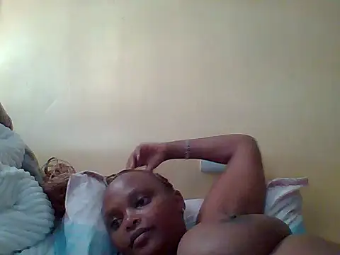 Snapshot of Sexxy-Shie chatting on March 18, 2025, 1:23 pm Sexxy-Shie online show from March 18, 2025, 1:23 pm