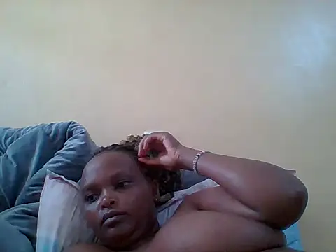 Snapshot of Sexxy-Shie chatting on March 9, 2025, 10:41 am Sexxy-Shie online show from March 9, 2025, 10:41 am